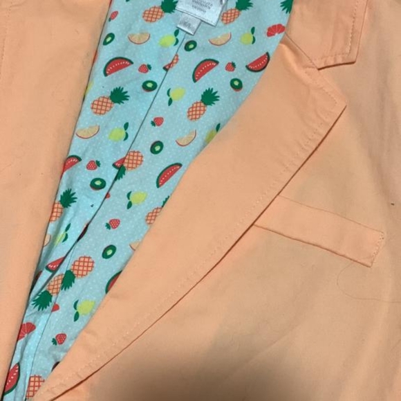 Orange 🍊 blazer. Size large. Cute fruits inside - Picture 2 of 6